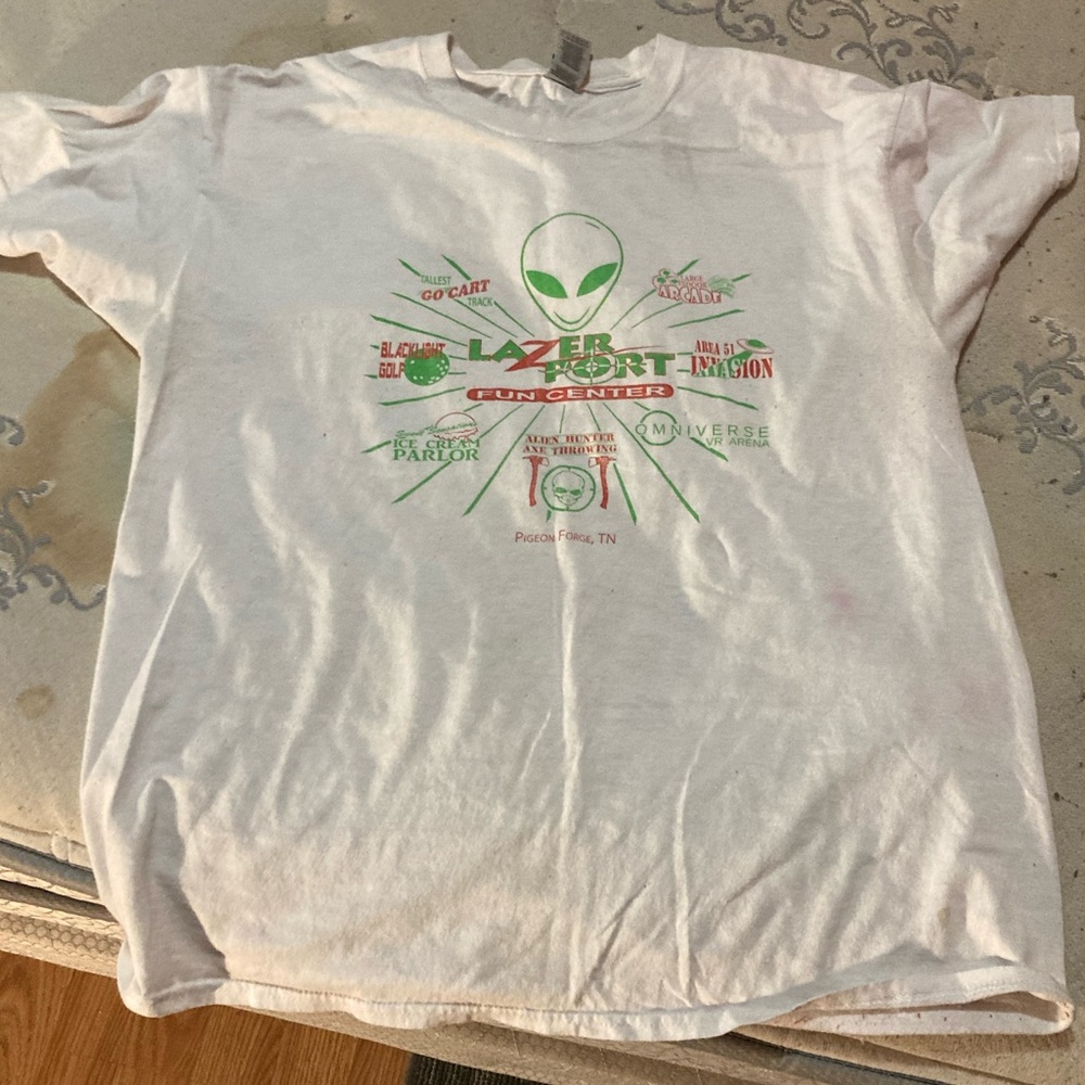 T-Shirt